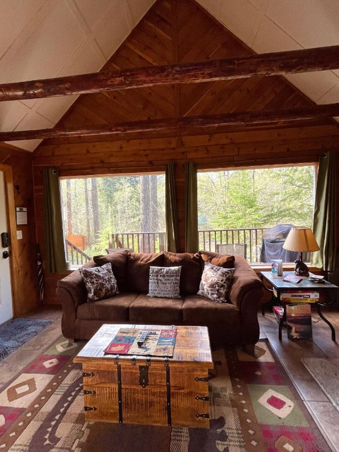 Mt Rainier Little Red Cabin Ashford Extérieur photo